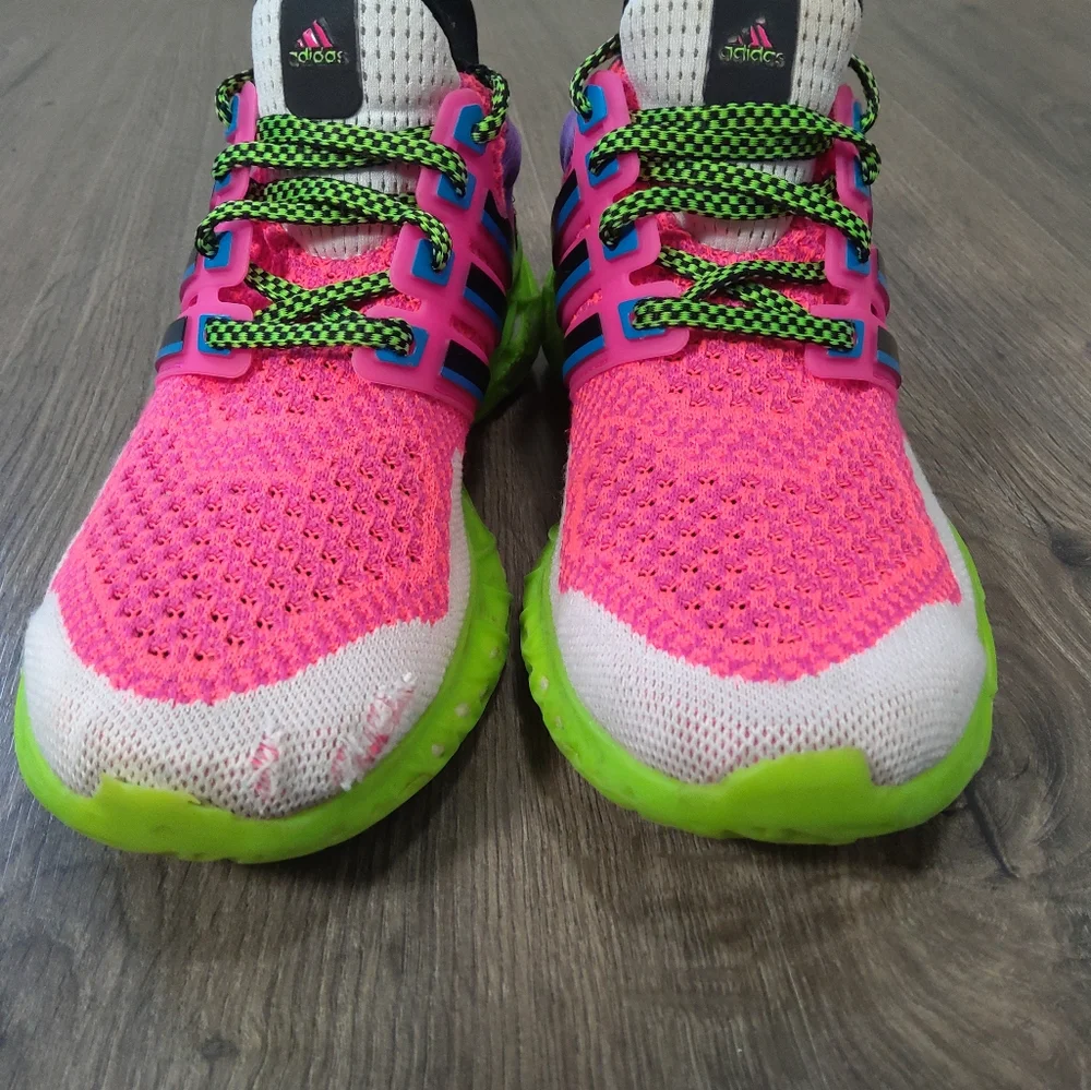 Adidas Ultraboost Web DNA J Youth Size 5 Pink/white/green With Box! - Picture 4 of 9